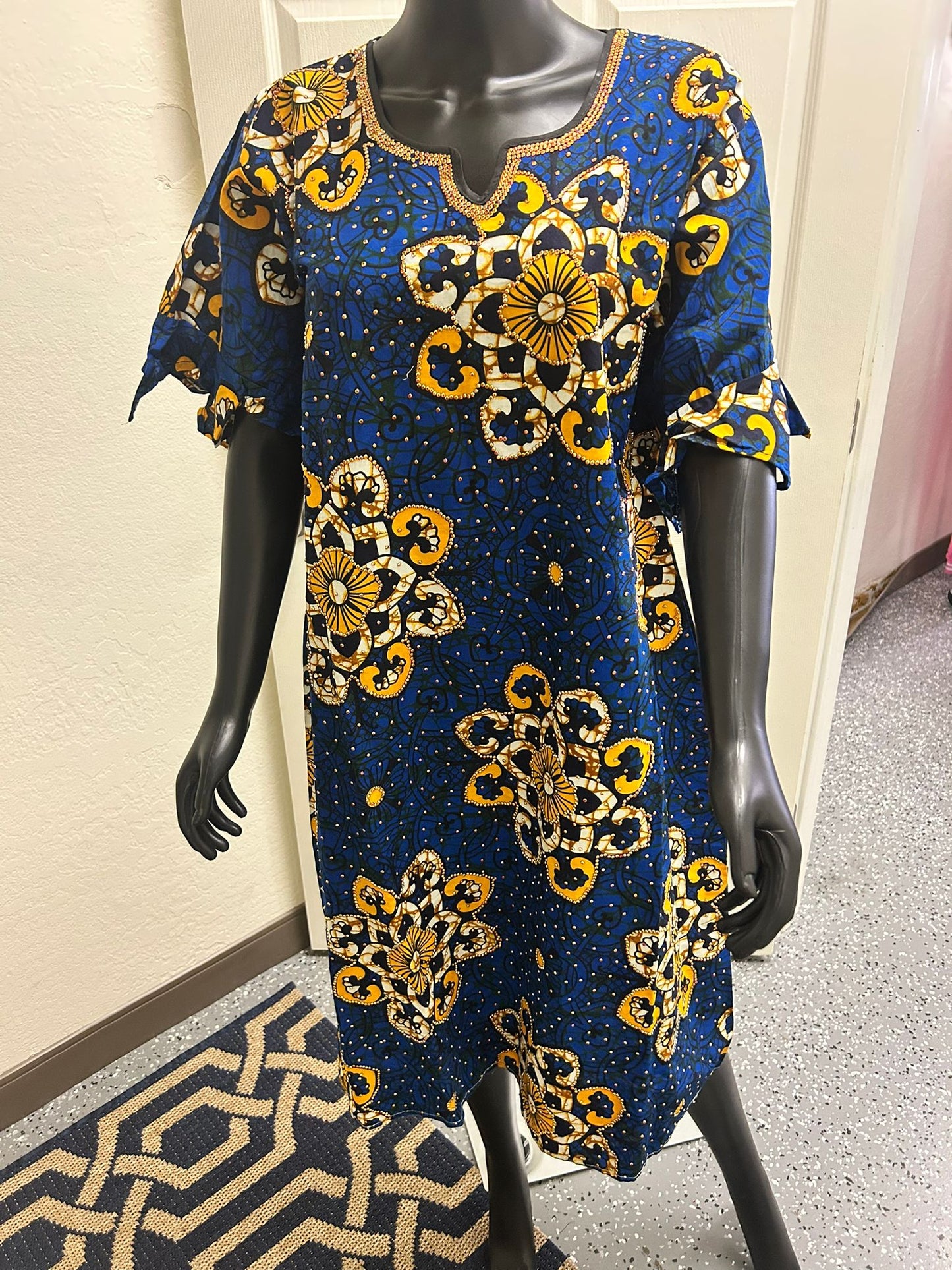 Gold Beaded Floral Ethnic Design